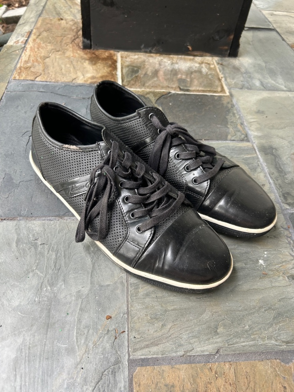Kenneth’s Cole 9 men’s down to earth